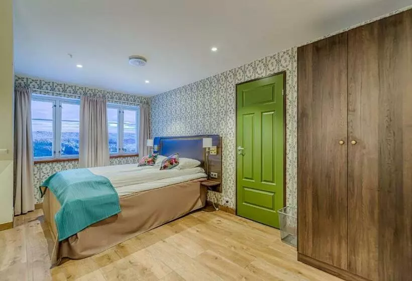 Hotelli L Eikerapen Gjestegård åseral