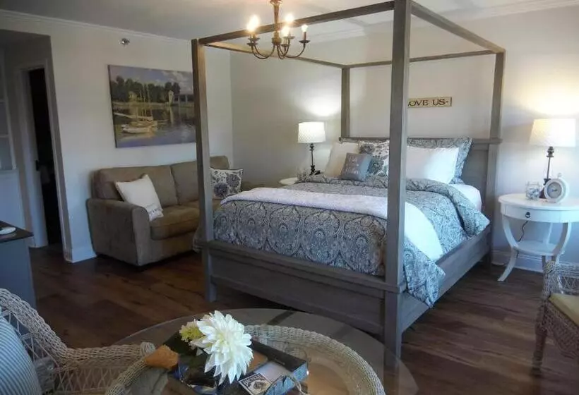 ホテル Harbor House Inn