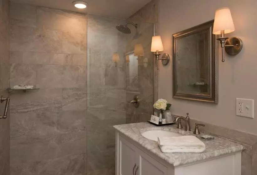 ホテル Harbor House Inn