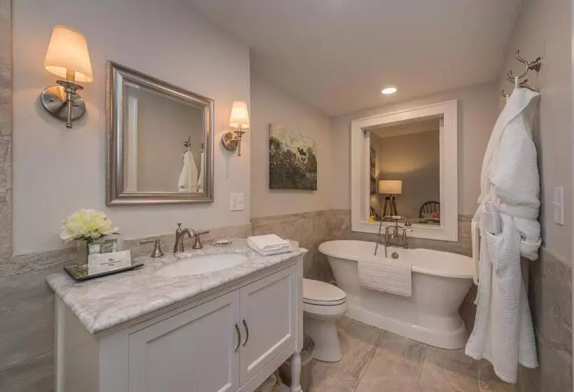 ホテル Harbor House Inn