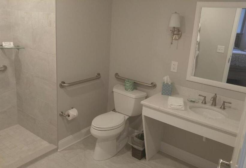 בית מלון כפרי Harbor House Inn