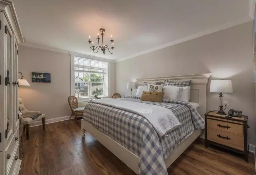 ホテル Harbor House Inn