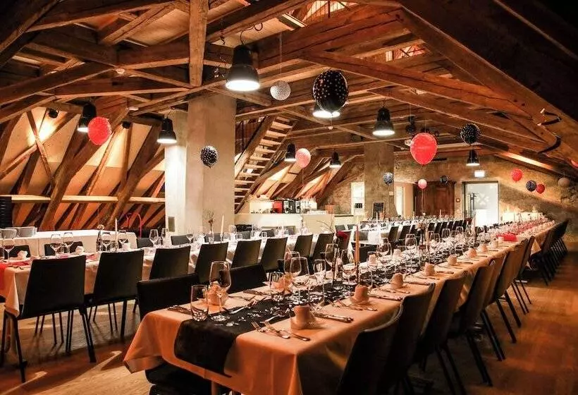 Hotelli Kreuz Herzogenbuchsee