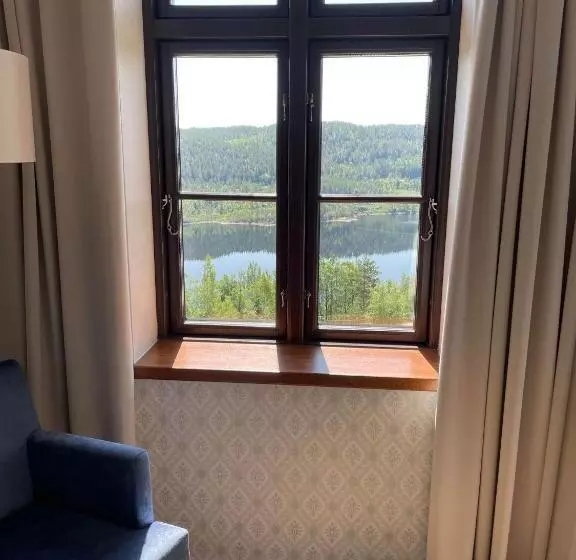 Hotelli L Eikerapen Gjestegård åseral