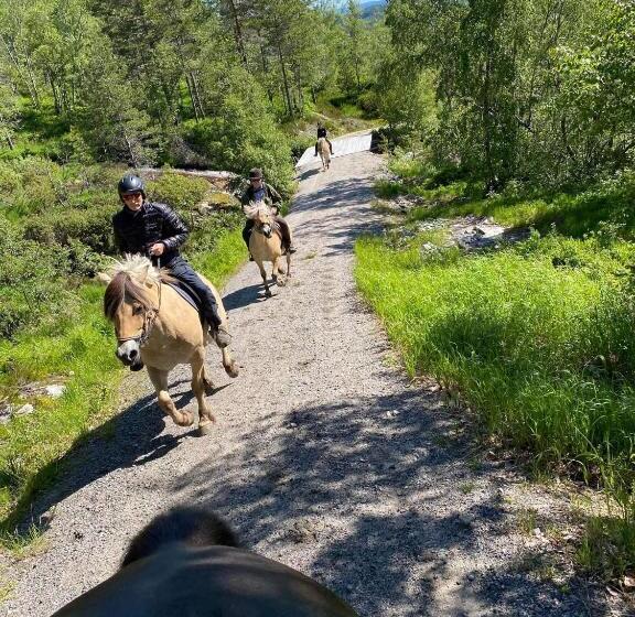 ホテル L Eikerapen Gjestegård åseral