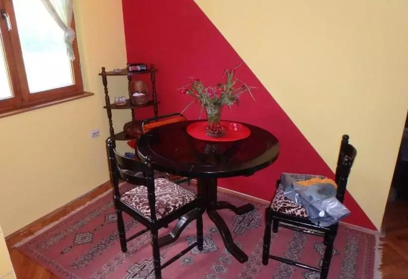 ペンション Guest House Little Heaven