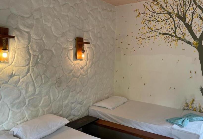 پانسیون Nuevo Oeste