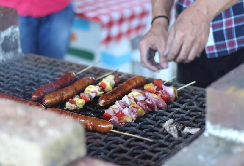 پانسیون Nuevo Oeste