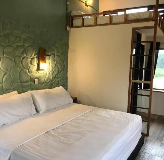 پانسیون Nuevo Oeste