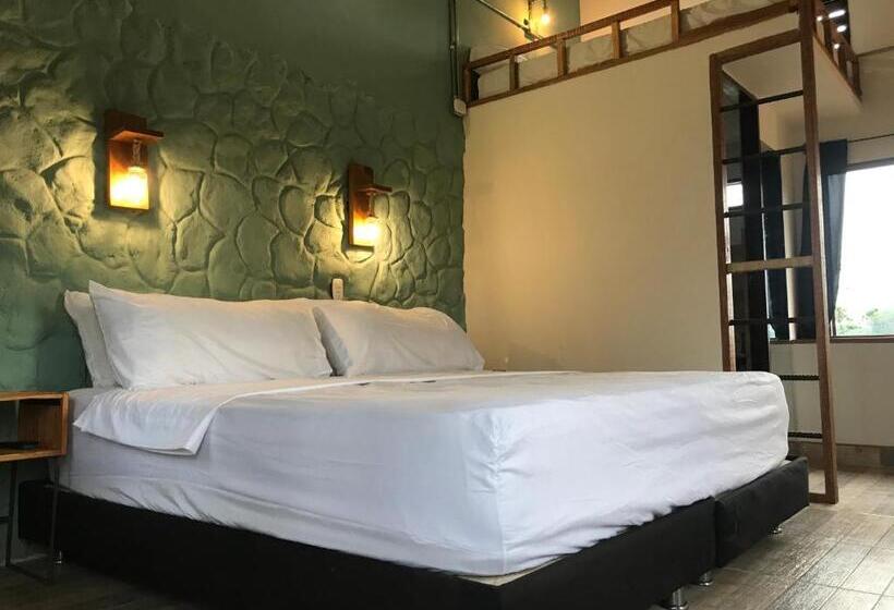 پانسیون Nuevo Oeste