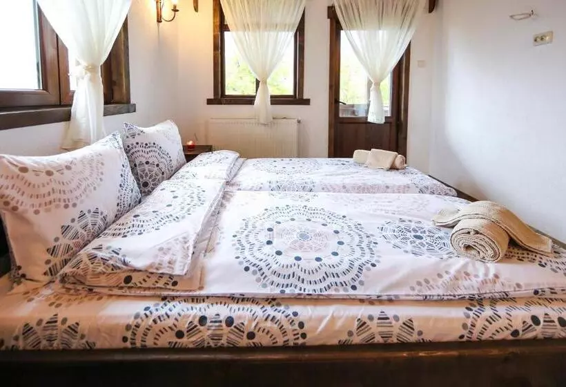 Majatalo Yancheva Guest House