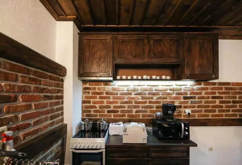 Majatalo Yancheva Guest House