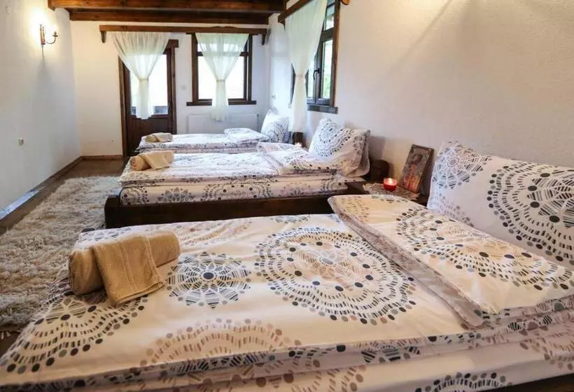 Majatalo Yancheva Guest House