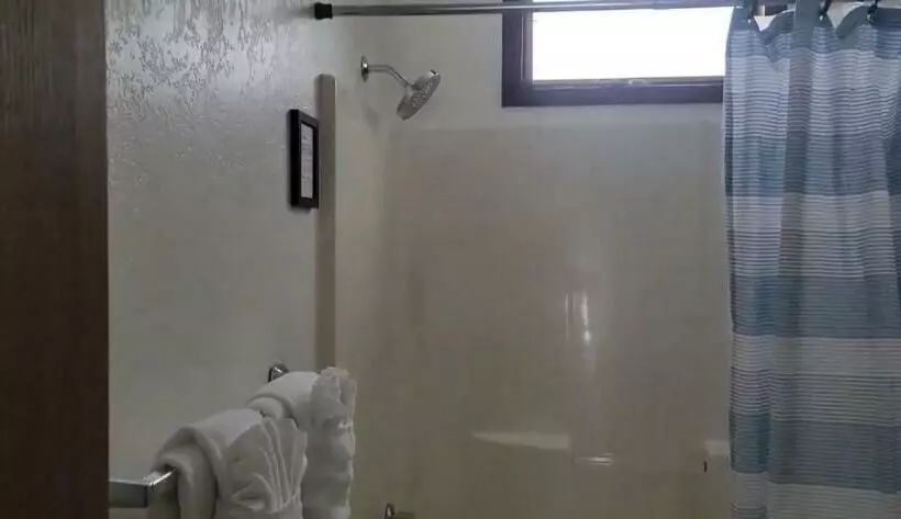 Rock Creek Mercantile & Motel