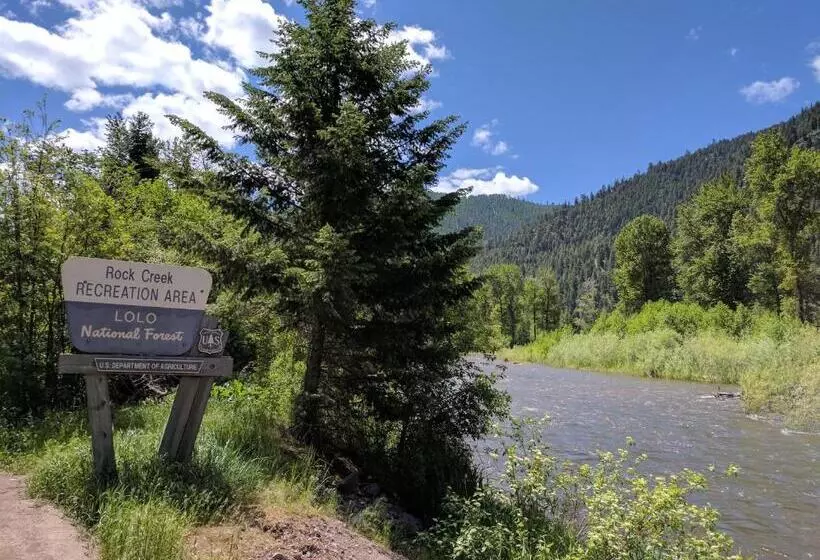 Rock Creek Mercantile & Motel