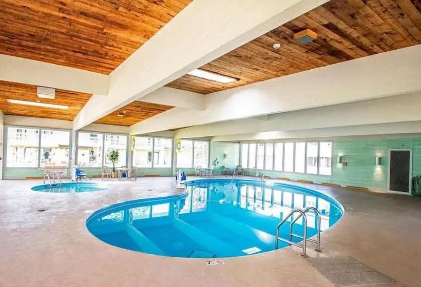 ホテル Fairway Inn And Suites