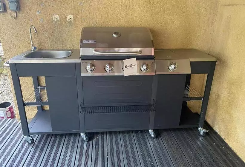 ベッドアンドブレックファースト Chambre D Hôtes La Cour Des Saligues