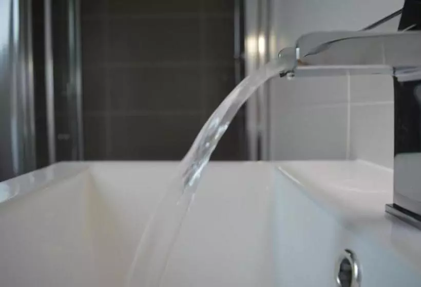 Aamiaismajoitus (B&B) The Tide