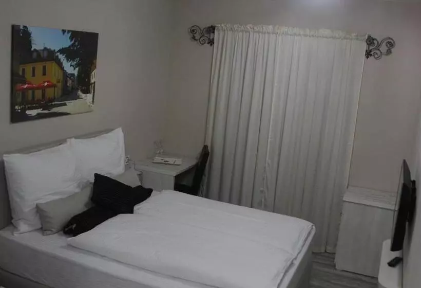 هتل Bakarni Lonac