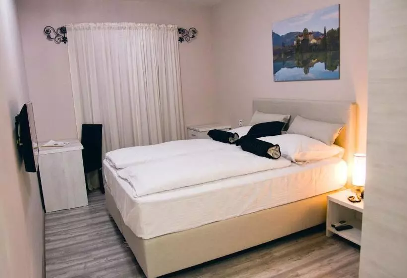 هتل Bakarni Lonac