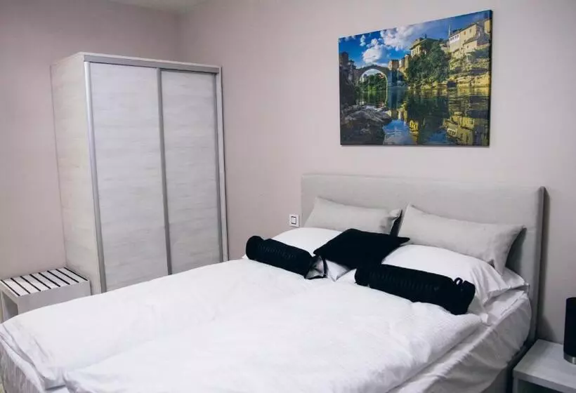 هتل Bakarni Lonac