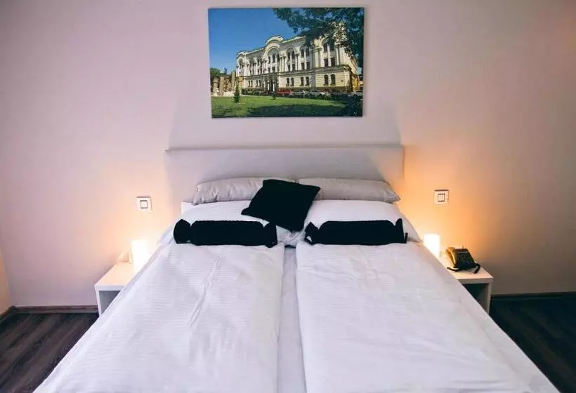 هتل Bakarni Lonac