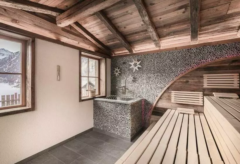 Hotelli & Chalets Edelweiss