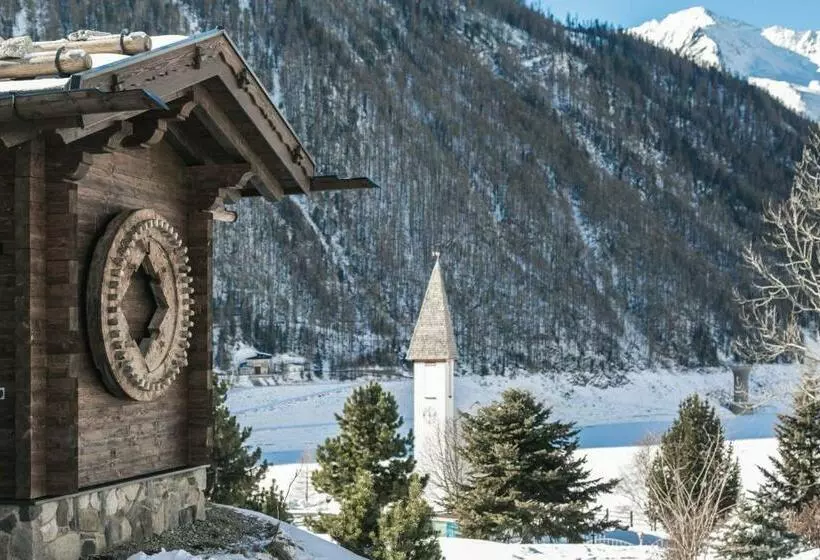 Hotelli & Chalets Edelweiss