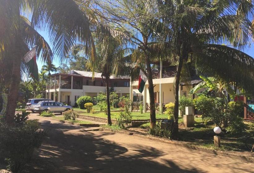 هتل Domaine Manga Be