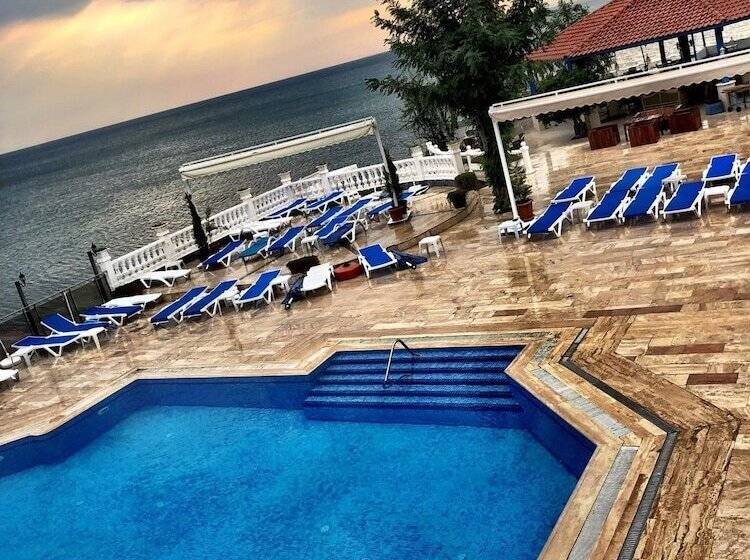 酒店 Family Resort