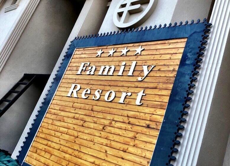 酒店 Family Resort