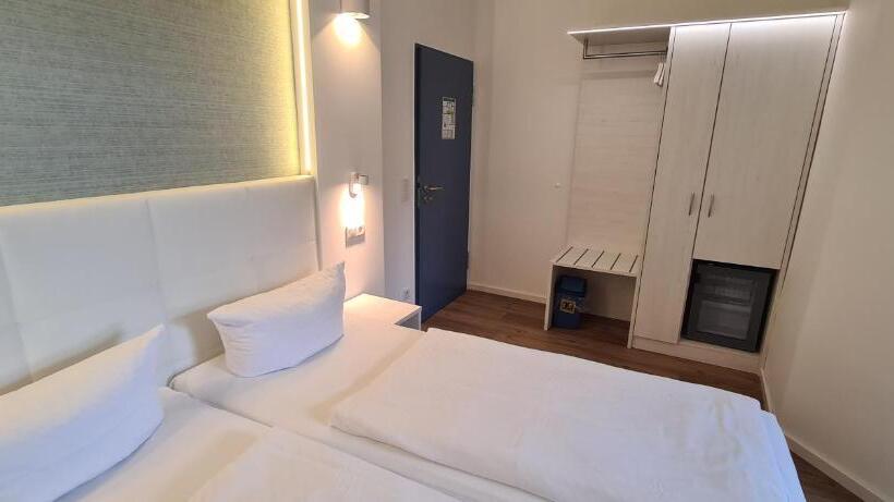 בית מלון כפרי Spreeufer