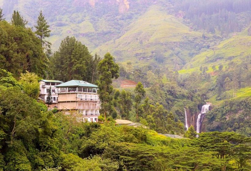 בית מלון כפרי Thuruliya