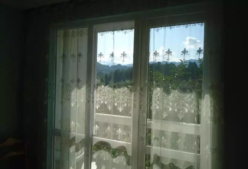 پانسیون Gios Guest House