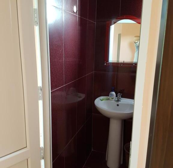 پانسیون Gios Guest House