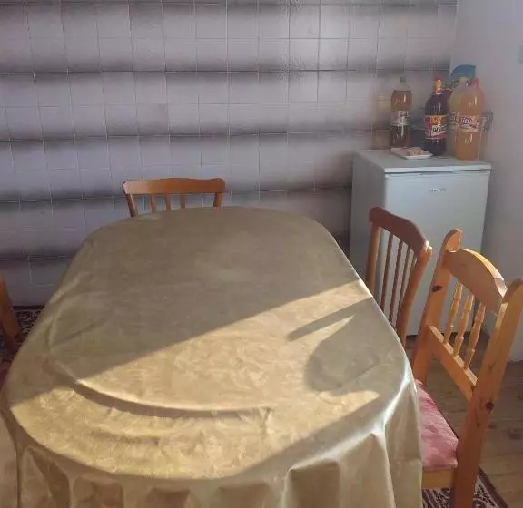 ペンション Guest House Jani