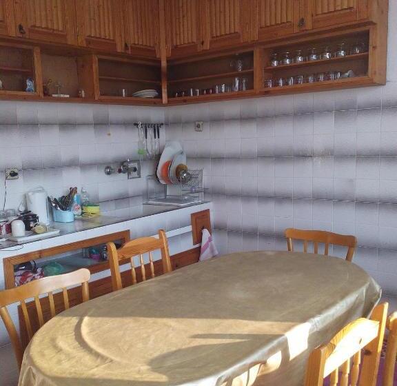 פנסיון Guest House Jani