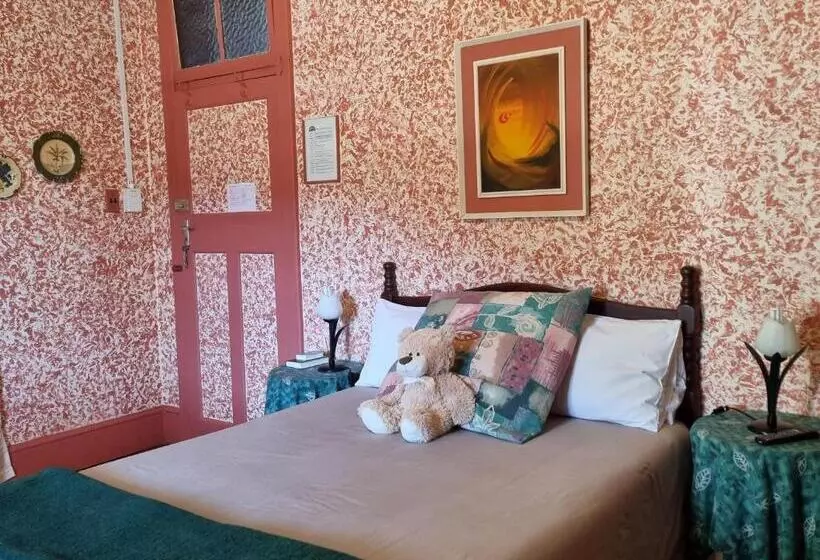 Majatalo Mountain View Country Inn