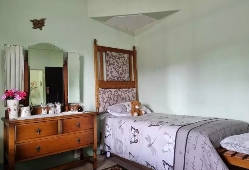 Majatalo Mountain View Country Inn