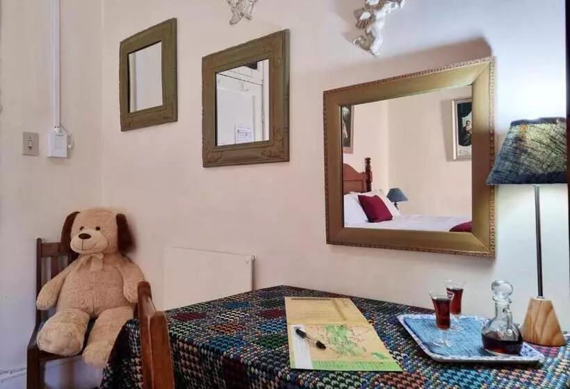 Majatalo Mountain View Country Inn