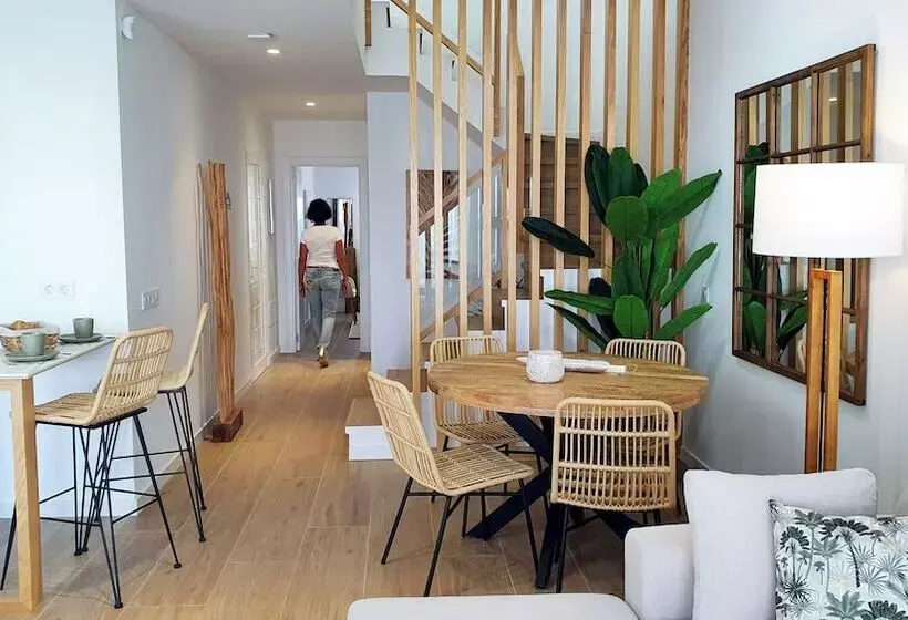 هتل Serena Del Mar By Livvo