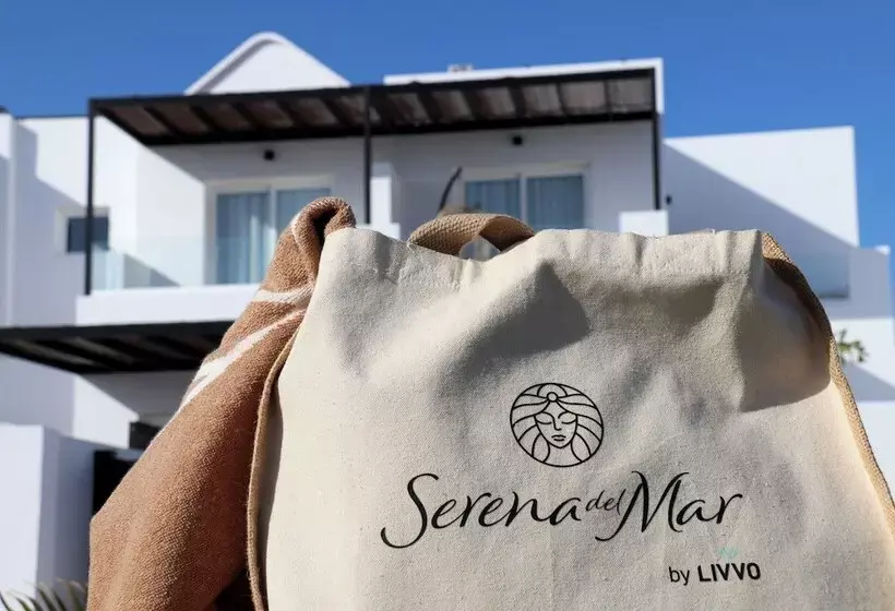 هتل Serena Del Mar By Livvo