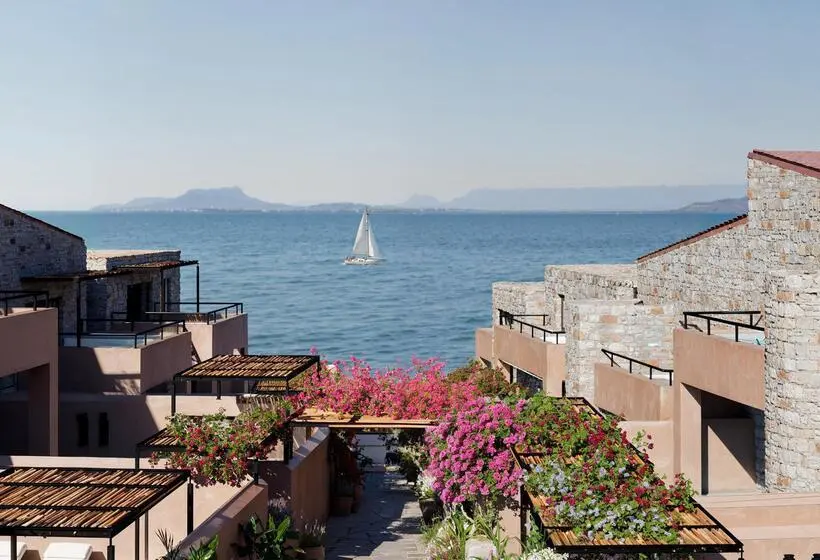 هتل Volta Seaside Boutique
