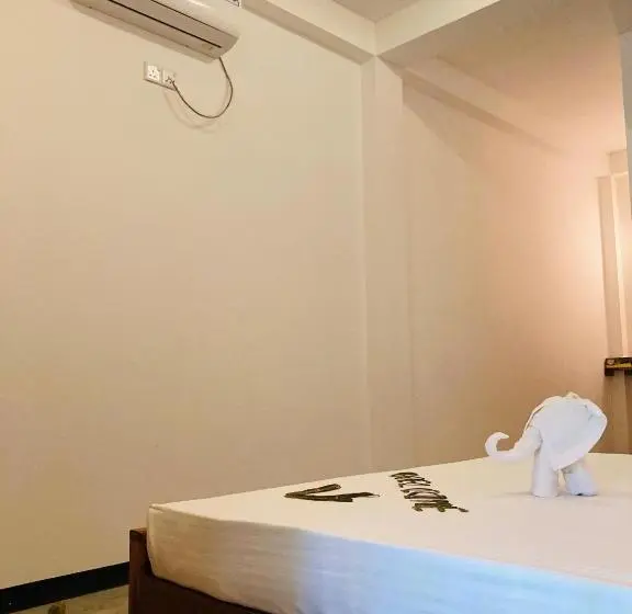 ホテル Wild Safari River Cottage Udawalawe