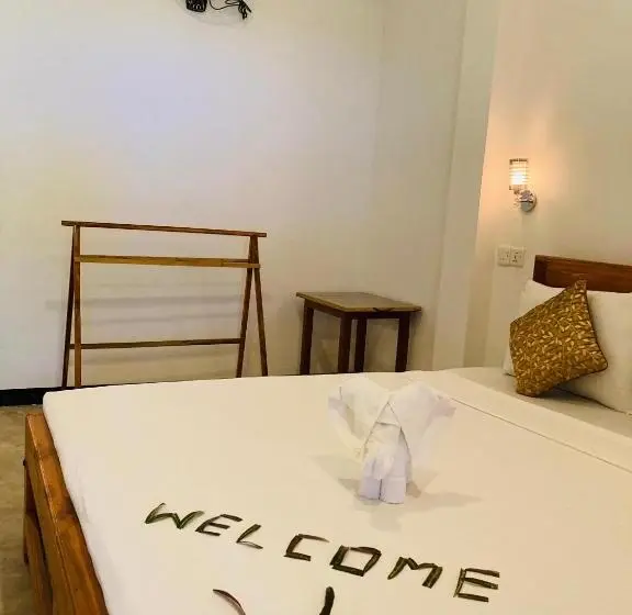 ホテル Wild Safari River Cottage Udawalawe