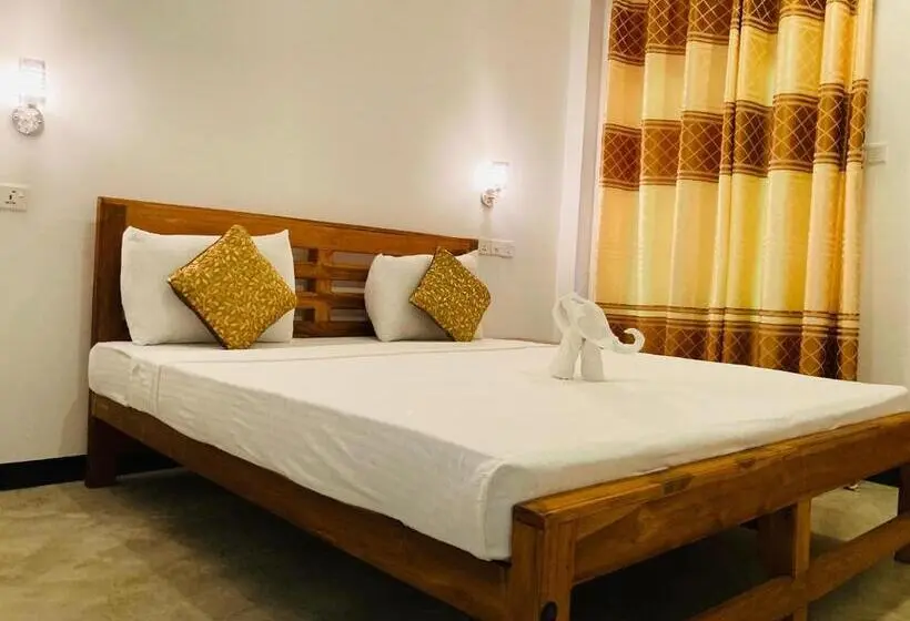 ホテル Wild Safari River Cottage Udawalawe