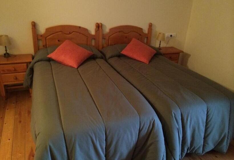 Общежитие Santuari Mare De Déu Del Mont Restaurant Hostatgería