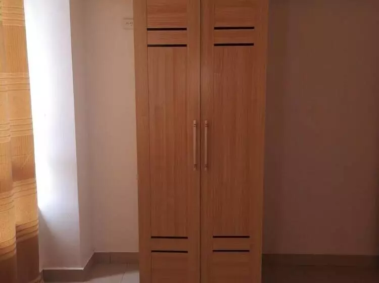 Aamiaismajoitus (B&B) City Apartment