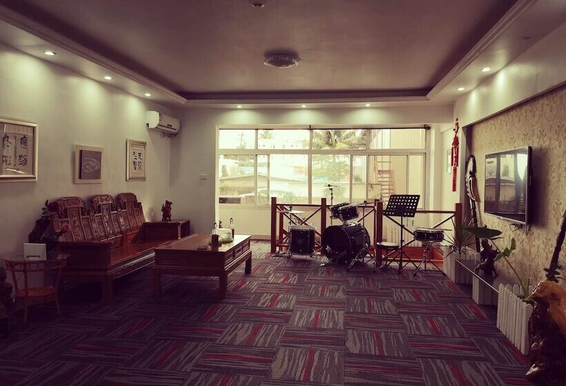 مبيت وإفطار City Apartment