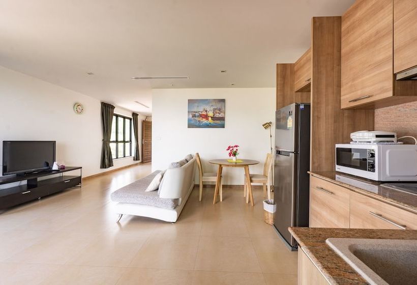 Capital O890 The Royal Bay View Villas